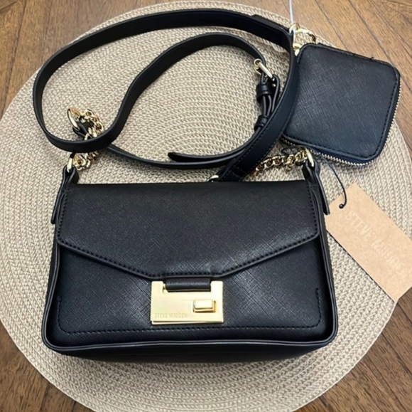 ✨NWT Steve Madden Black BMatty Crossbody Structured Hardbody w/Gold Chain Detail - Picture 9 of 13